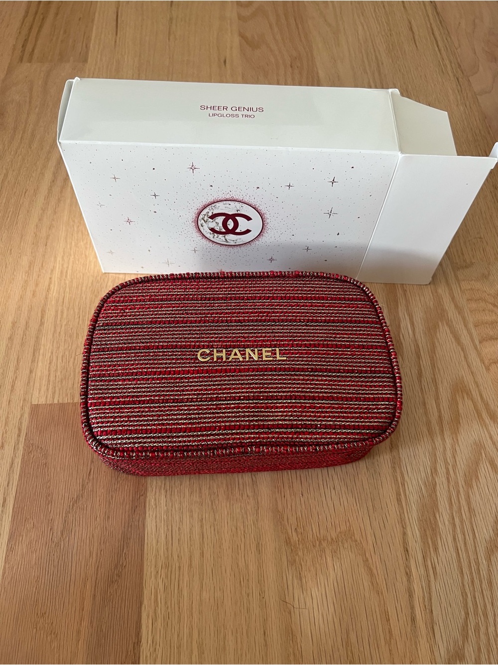 CHANEL Sheer Genius Lip Gloss Gift Set - Picture 2 of 11